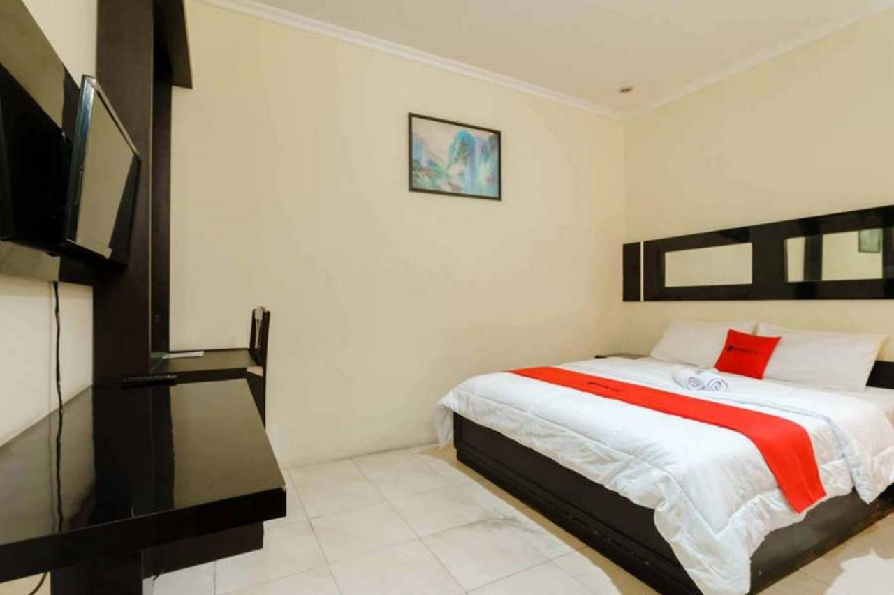 Reddoorz @ Dwipa Wisata Hotel Bandar Lampung Exterior photo